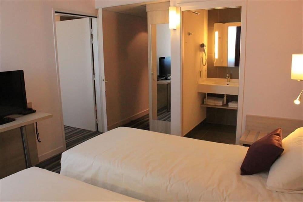 Brit Hotel Vendée Mer Les Achards  Buitenkant foto