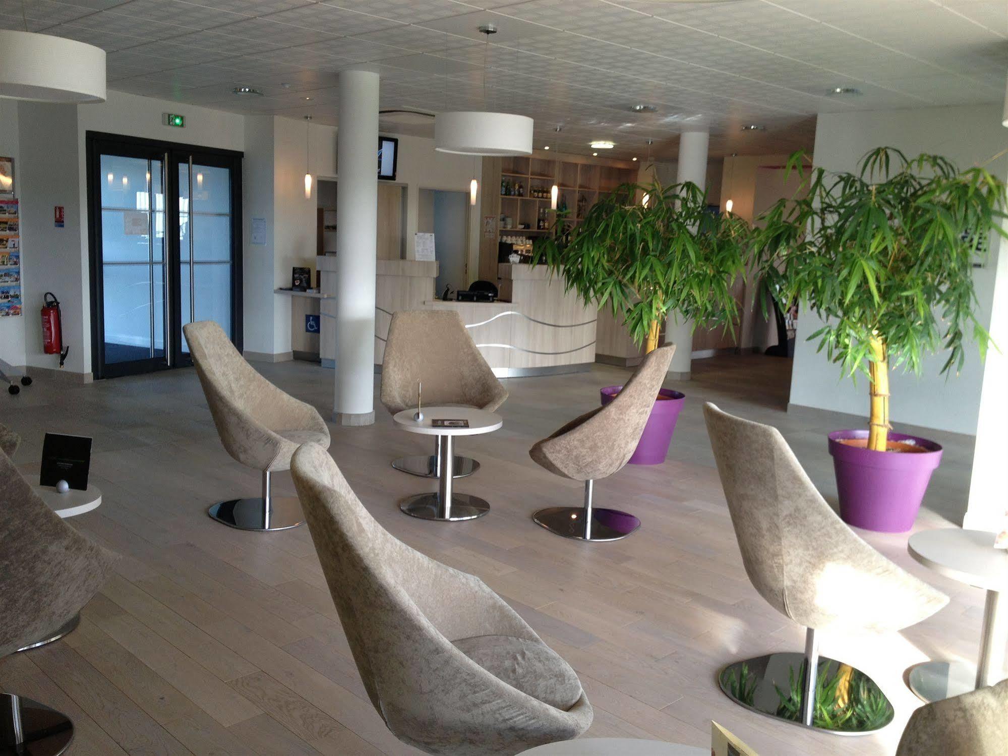 Brit Hotel Vendée Mer Les Achards  Buitenkant foto